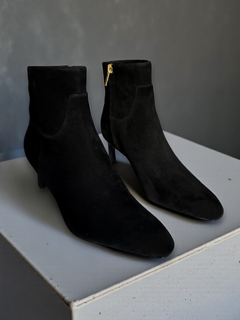 🌟SALE NWT Veronica Beard Kelby Suede Side Zip Kitten Heel Ankle Boots Black